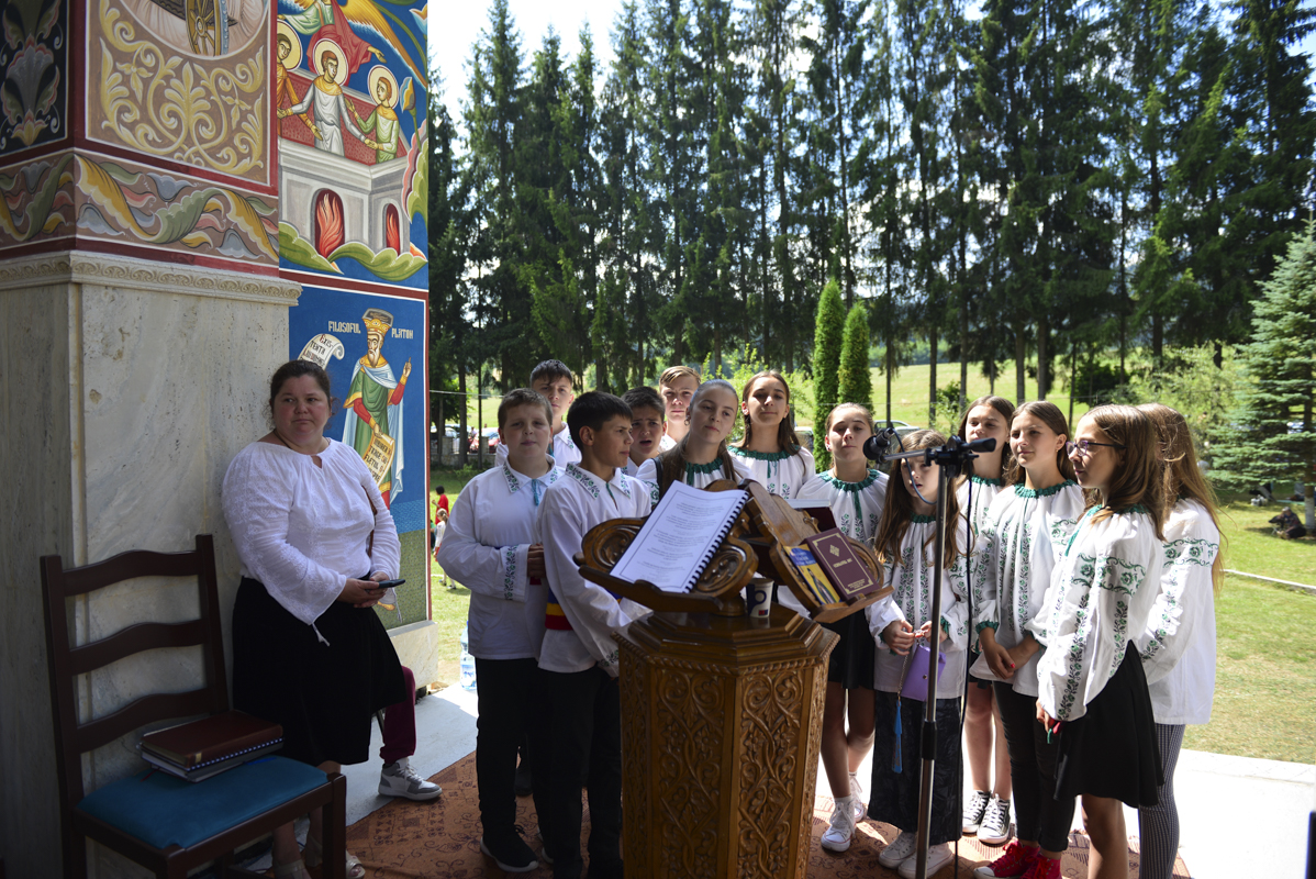 Sfântul Ioan Iacob, sărbătorit la biserica Seminarului teologic de la Mănăstirea Neamț: „Floarea cea mai frumoasă a isihasmului românesc în secolul XX”