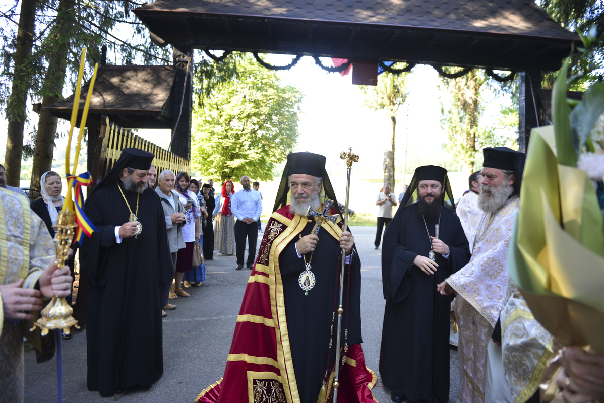 Sfântul Ioan Iacob, sărbătorit la biserica Seminarului teologic de la Mănăstirea Neamț: „Floarea cea mai frumoasă a isihasmului românesc în secolul XX”