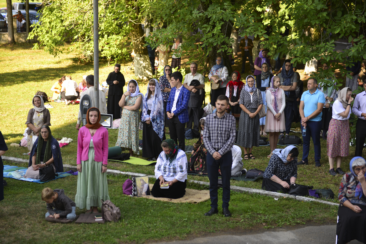 Sfântul Ioan Iacob, sărbătorit la biserica Seminarului teologic de la Mănăstirea Neamț: „Floarea cea mai frumoasă a isihasmului românesc în secolul XX”