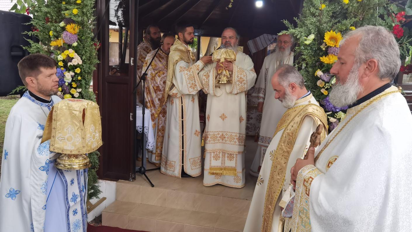 PS Ignatie: „Ne chinuim cel mai mult atunci când așteptăm să fim iubiți de cei din jurul nostru. Noi trebuie doar să dăruim iubire, nu să o așteptăm din partea celorlalți”