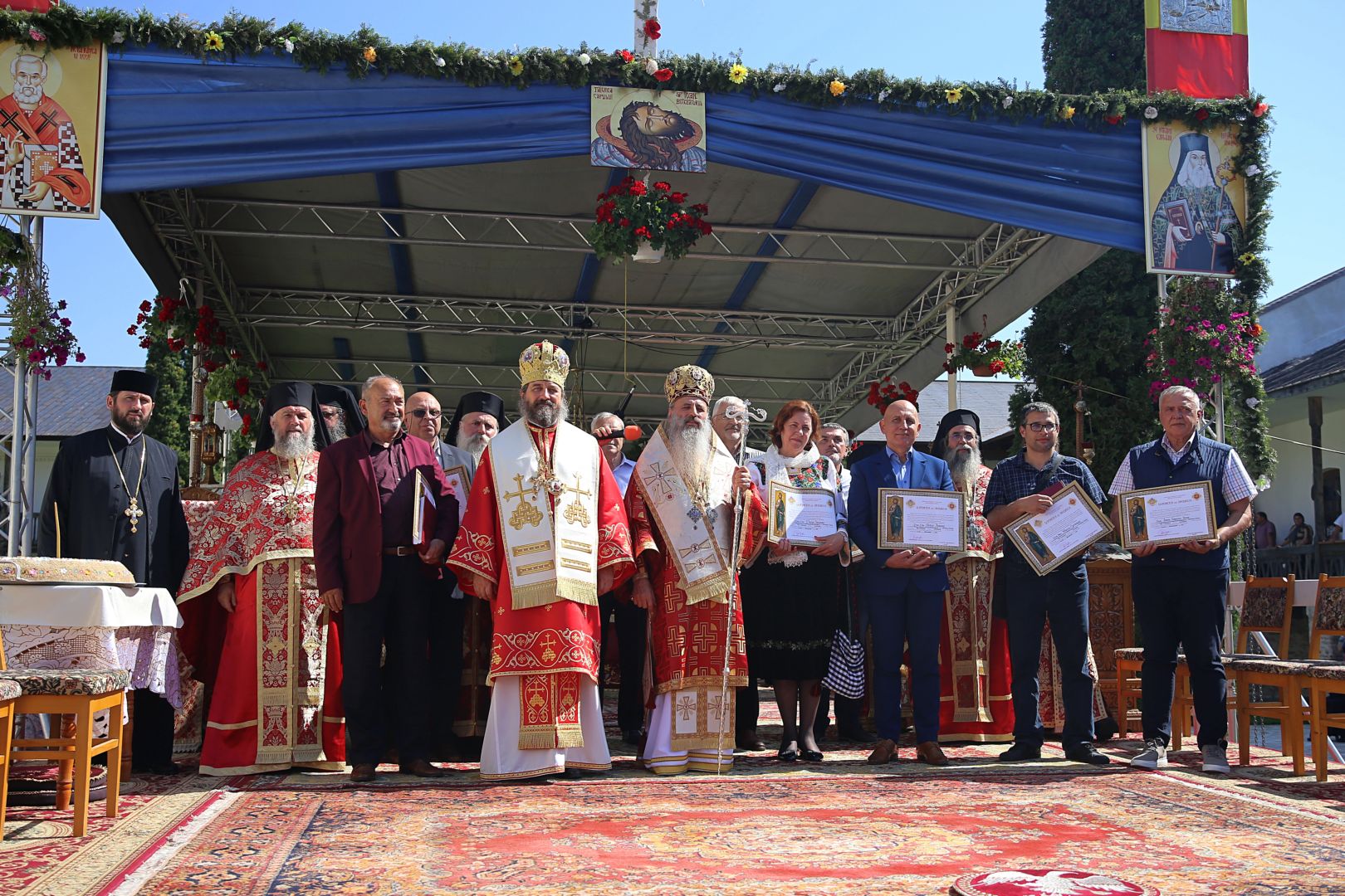 Tăierea Capului Sfântului Ioan Botezătorul: Doi ierarhi au fost prezenți la hramul Mănăstirii Secu