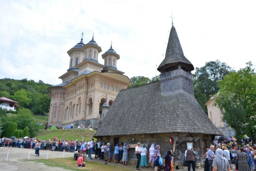 Foto: mitropolia-clujului.ro Hramul Mănăstirii Nicula 2022 – Program | Comunicat de presă