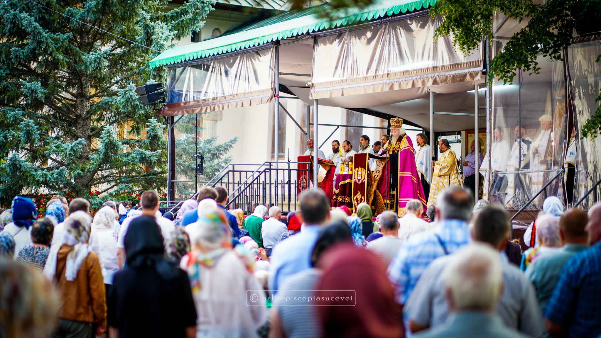 Taina Sfântului Maslu de obște la „Mănăstirea Sfântul Ioan cel Nou”