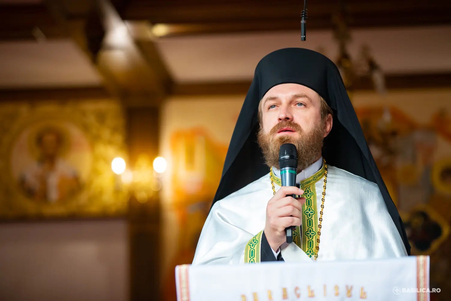 Arhim. Dionisie Constantin: „Să-l rugăm pe Sfântul Ioan Iacob să ne dea şi nouă bucuria rugăciunii şi a privegherii”