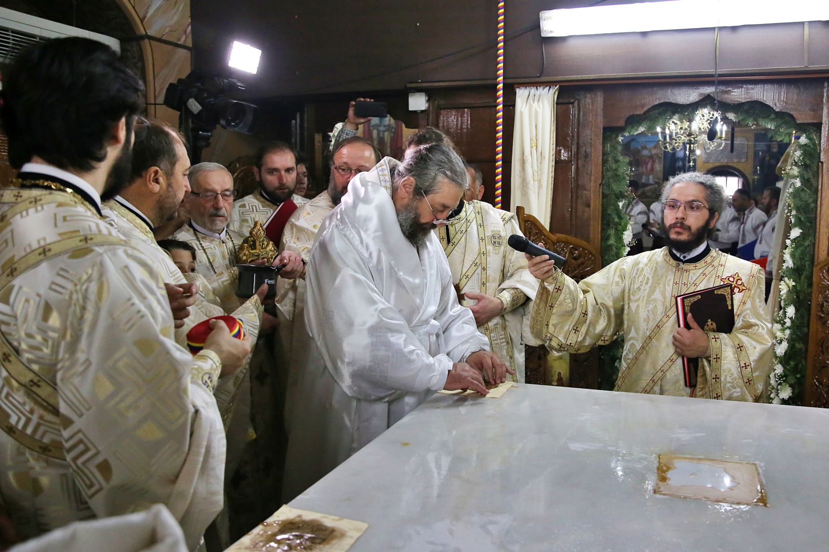 Biserica din Bălțătești, care datează din anul 1872, a fost resfințită de PS Nichifor Botoșăneanul