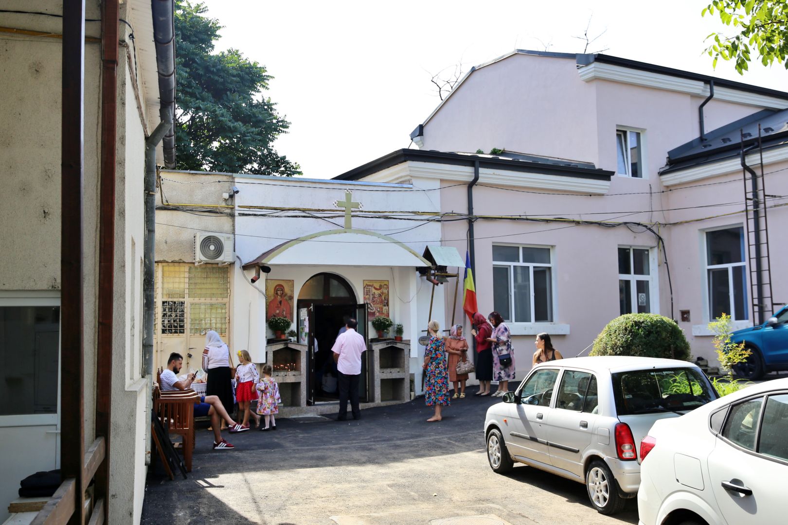 (Video) Mamele de la Maternitatea „Elena Doamna” au fost vizitate de PS Nichifor Botoșăneanul