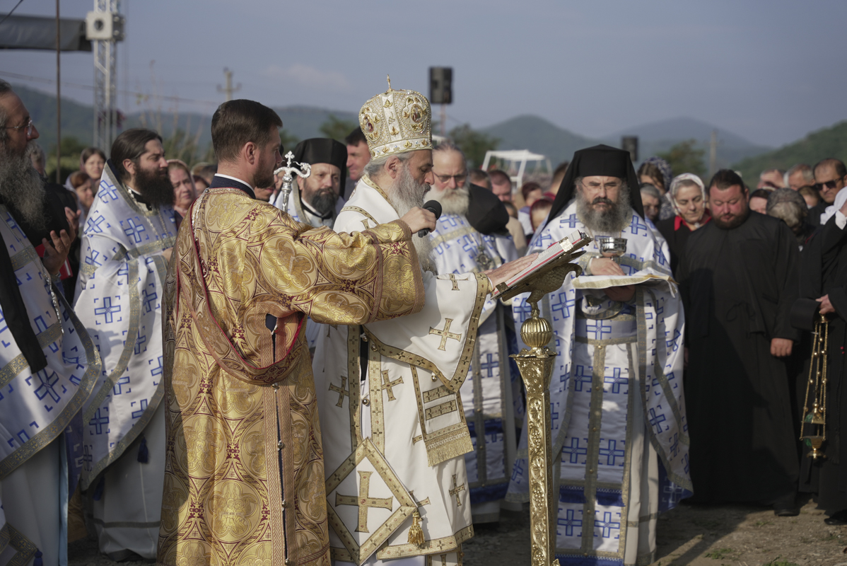 Biserica Schitului Braniște a fost sfințită: „Da, noi suntem zidirea lui Dumnezeu”