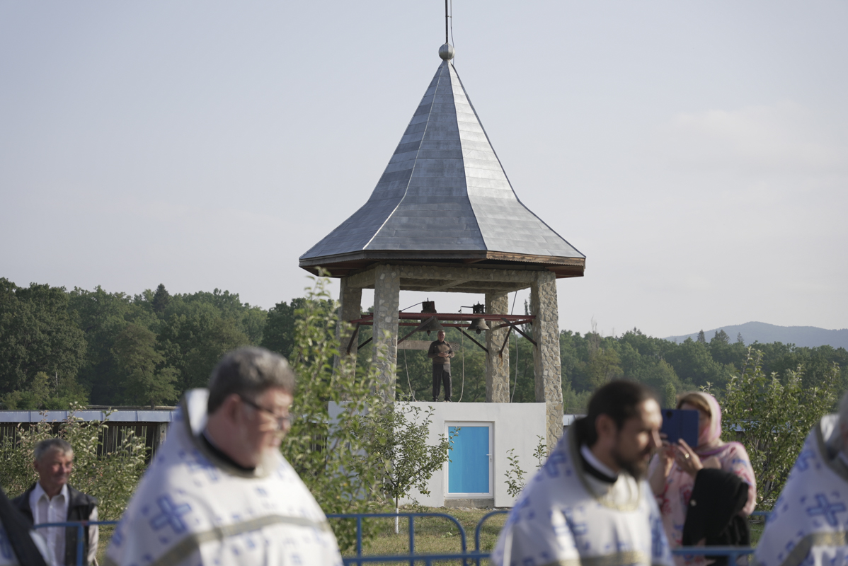 Biserica Schitului Braniște a fost sfințită: „Da, noi suntem zidirea lui Dumnezeu”