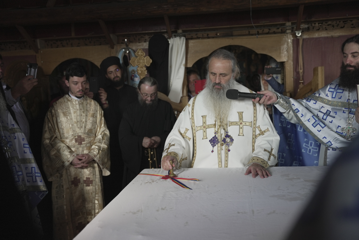 Biserica Schitului Braniște a fost sfințită: „Da, noi suntem zidirea lui Dumnezeu”