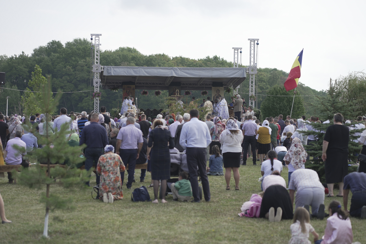 Biserica Schitului Braniște a fost sfințită: „Da, noi suntem zidirea lui Dumnezeu”