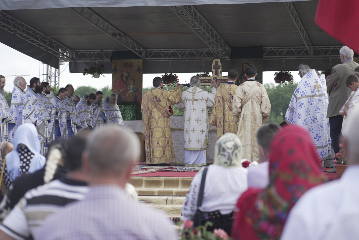 Biserica Schitului Braniște a fost sfințită: „Da, noi suntem zidirea lui Dumnezeu”
