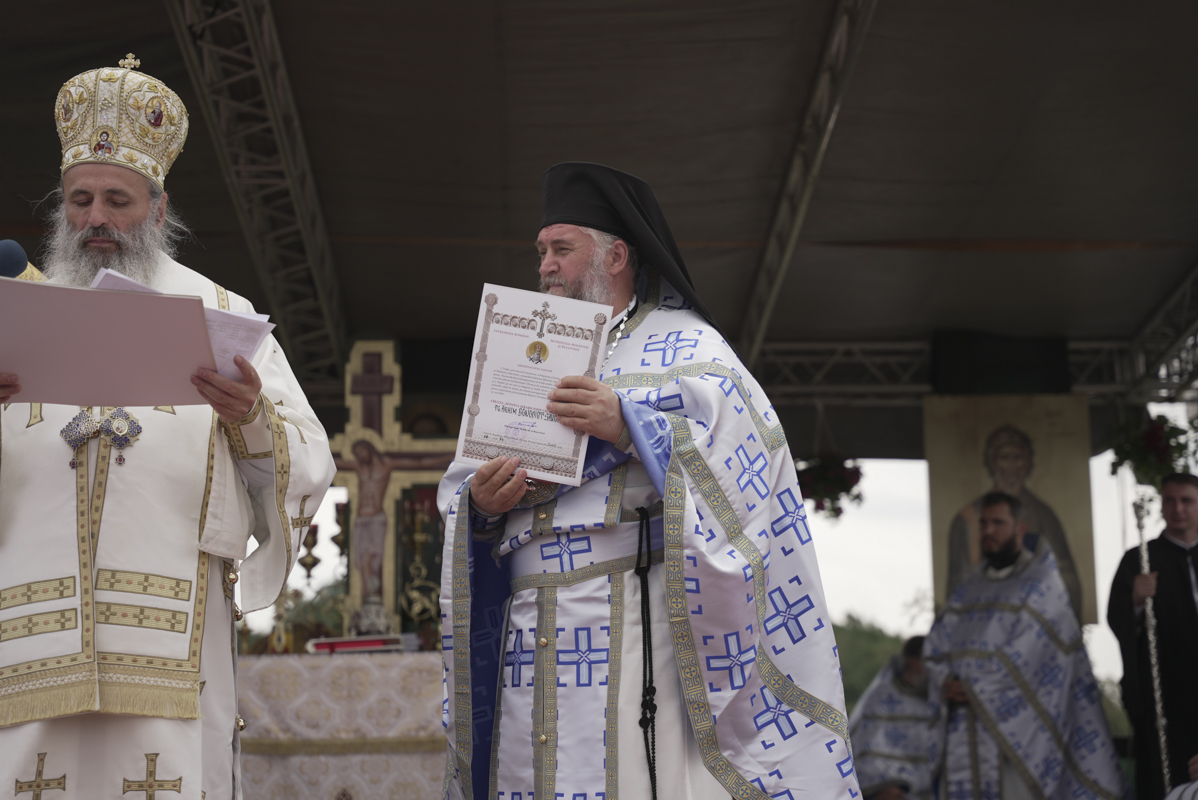 Biserica Schitului Braniște a fost sfințită: „Da, noi suntem zidirea lui Dumnezeu”