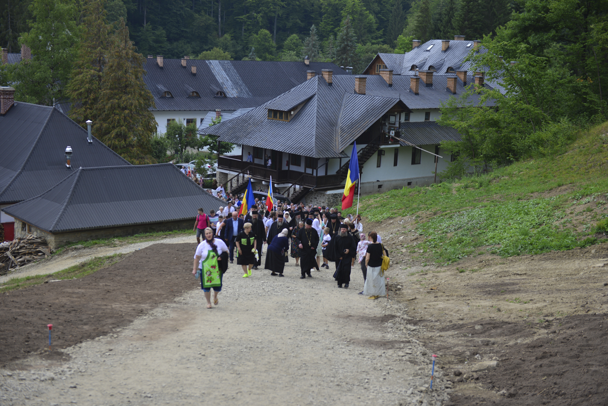 Liturghii arhierești, în cinstea Sfintei Cuvioase Teodora de la Sihla: „Ce este viața de rugăciune?”