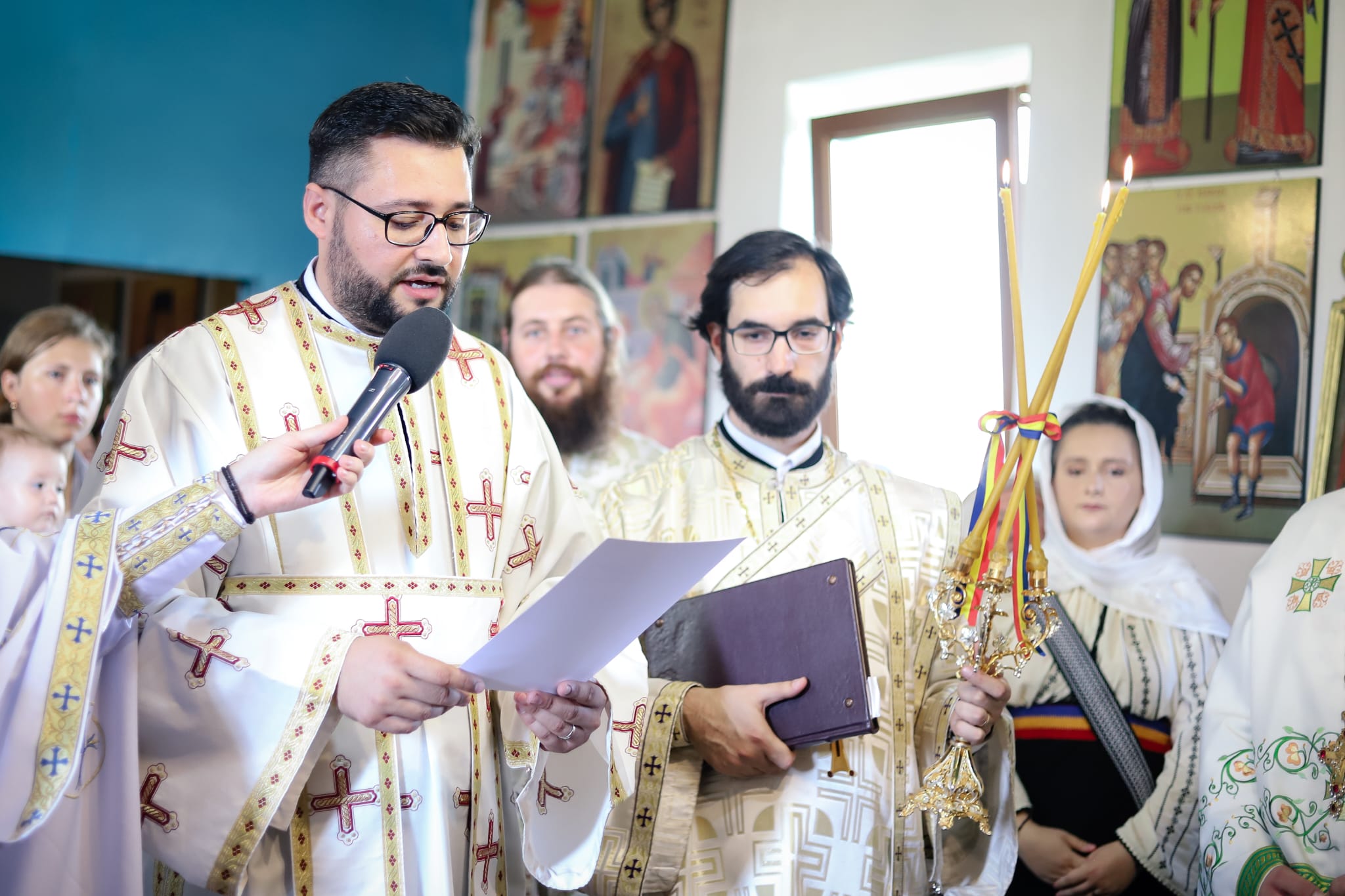 Bucurie întreită pentru enoriașii din Parohia Podolenii de Jos