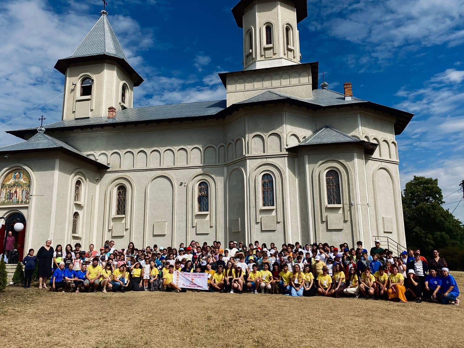 Proiectul Tabăra din pridvorul satului în viața tinerilor Proiectul Tabăra din pridvorul satului în viața tinerilor