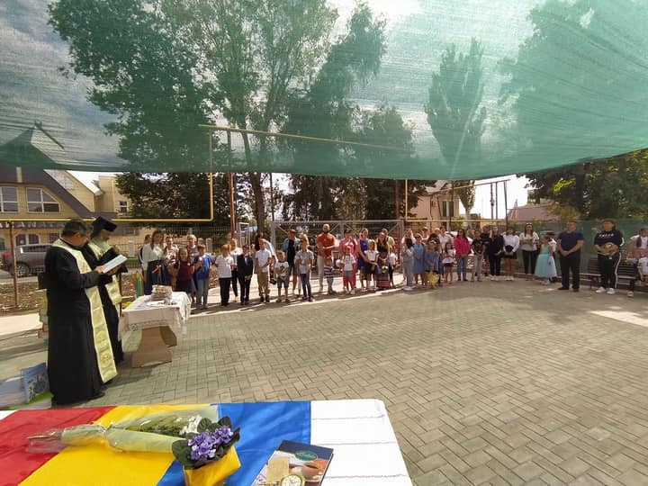Noul an școlar la Centrul Educațional „Anastasis” al Episcopiei de Bălţi