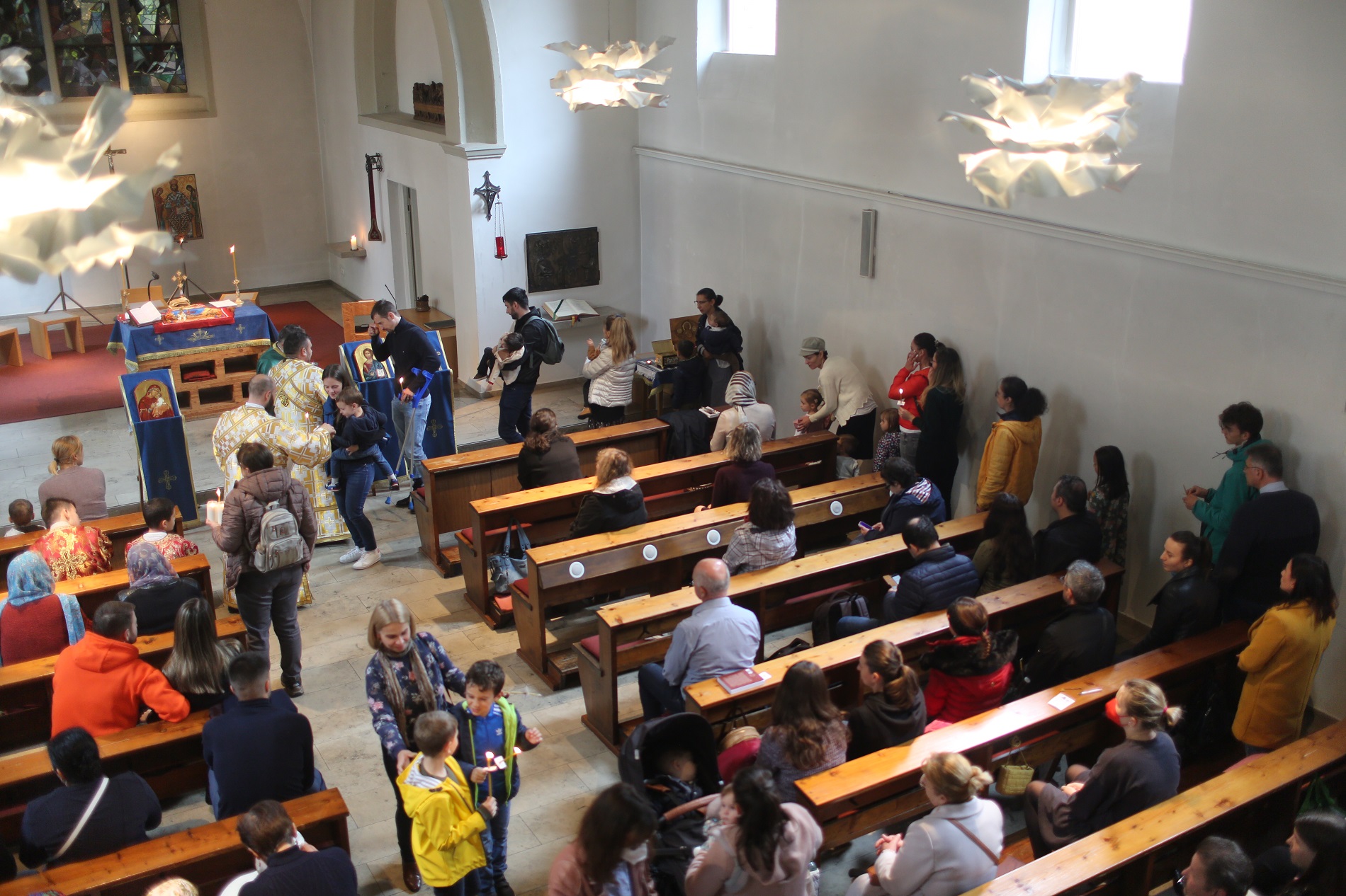 Binecuvântarea copiilor și tinerilor la München, la început de an școlar