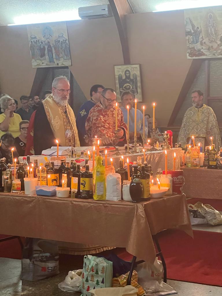 Praznicul Înălțării Sfintei Cruci, la Catedrala Episcoală „Sfântul Mare Mucenic Gheorghe” din Saint-Hubert, Quebec