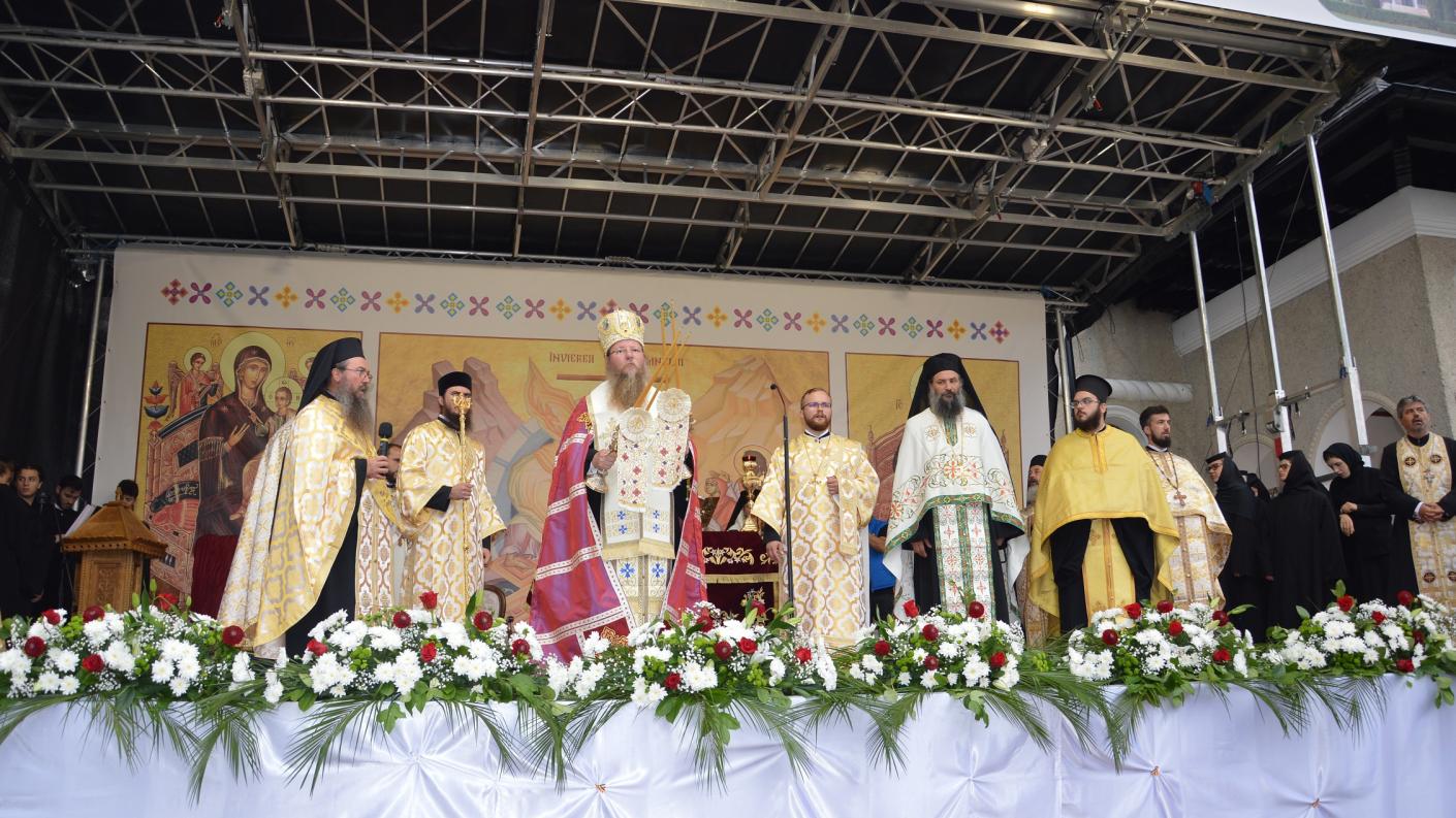 Brâul Maicii Domnului a fost cinstit la Moinești