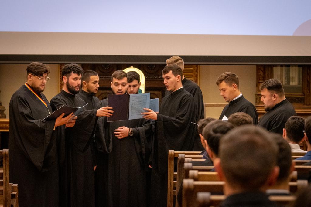 Formal de deschidere a anului universitar, la Colegiul „Sfântul Nicolae”
