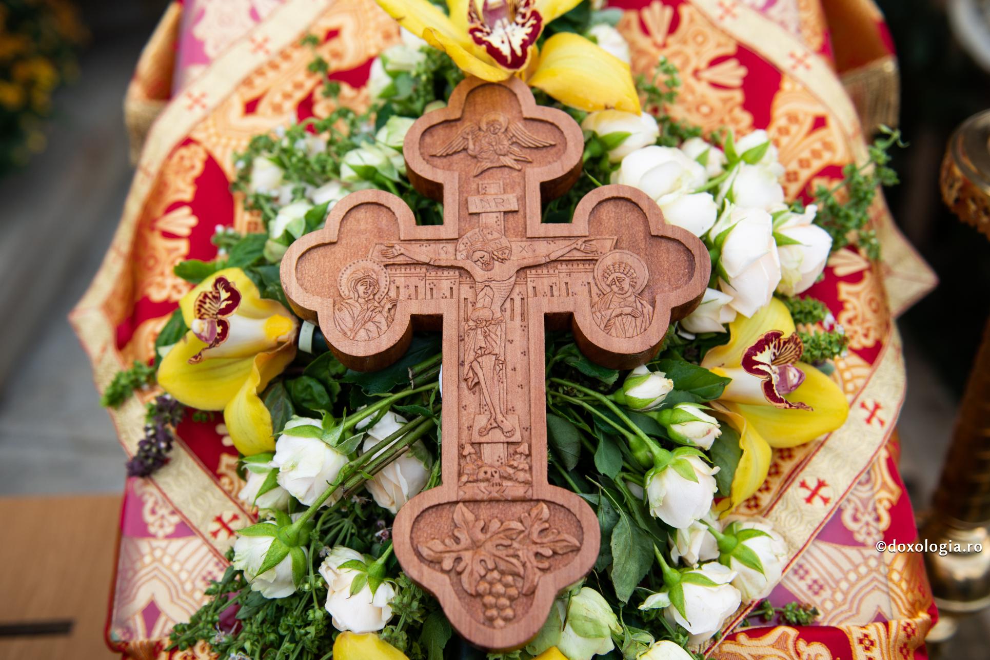 Canon de rugăciune către Sfântul Mare Mucenic Gheorghe, purtătorul de biruinţă (1)