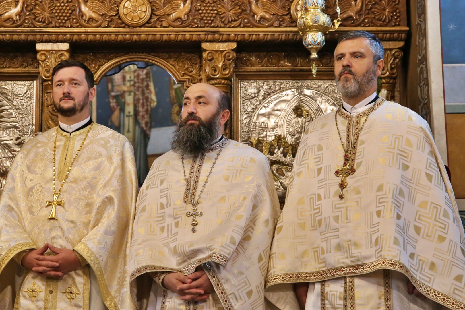 Slujbă de binecuvântare la Parohia Podoleni din județul Neamț