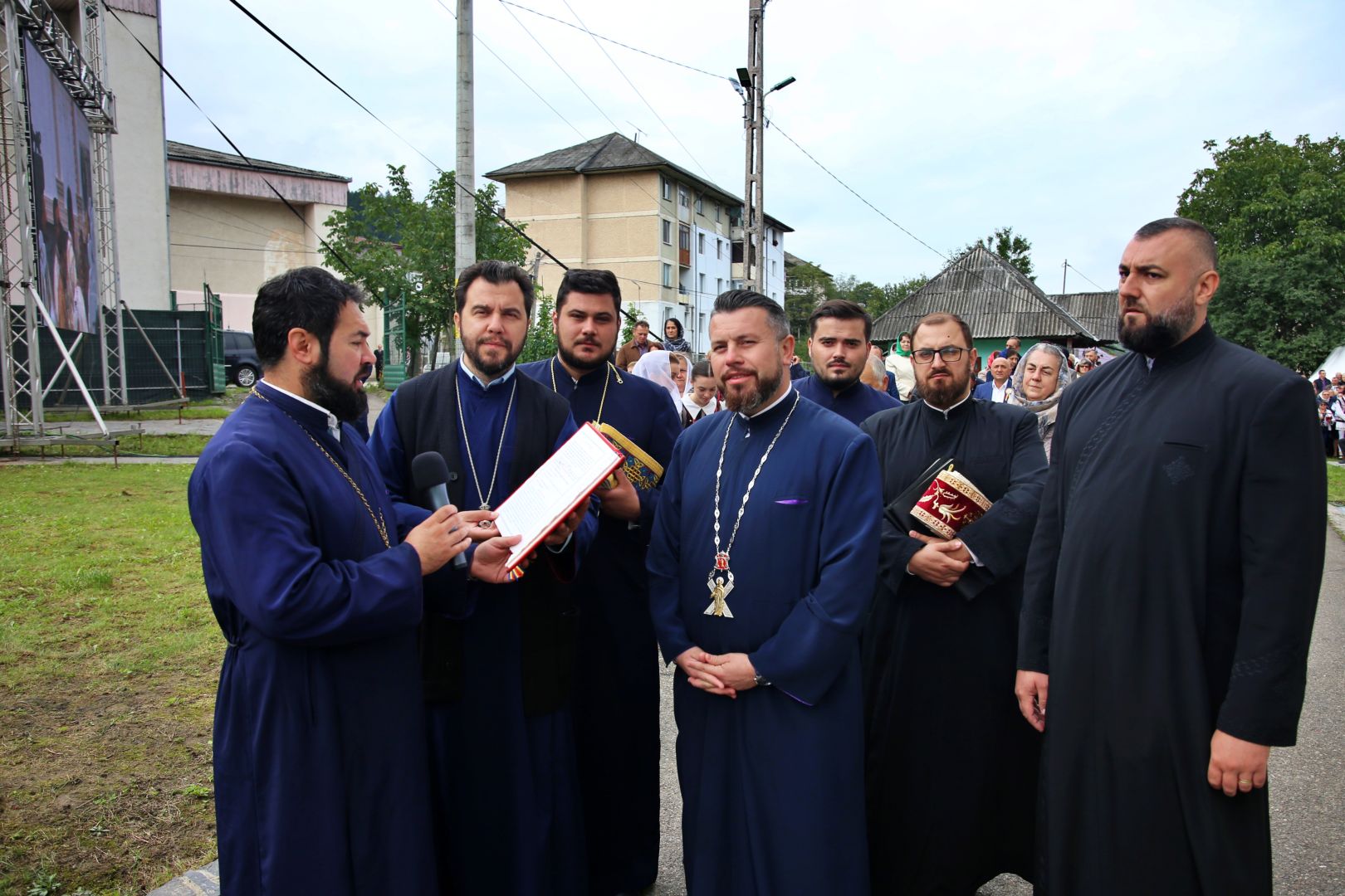 O biserică închinată Sfântului Nectarie Taumaturgul, sfințită de doi ierarhi la Tașca