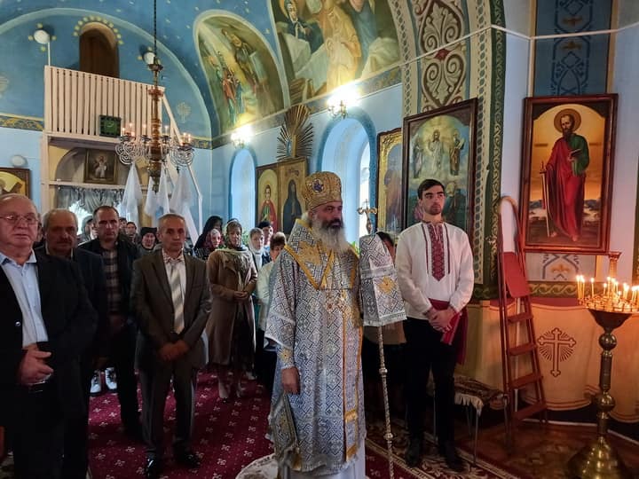 Liturghie arhierească de hramul bisericii din satul Lopatnic-Edineţ