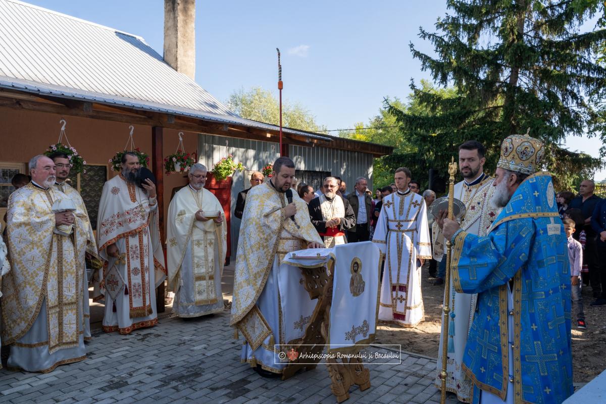 Biserica Parohiei Luțca, Protopopiatul Roman, a fost resfinţită