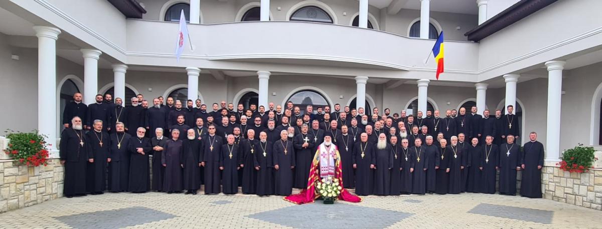 IPS Ioachim s-a întâlnit cu preoții Protoieriei Moinești