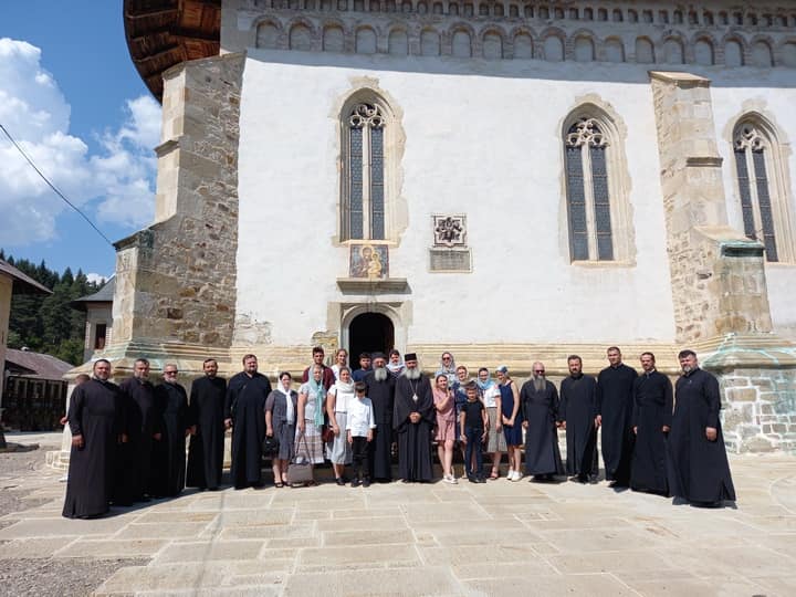 Clerici din Episcopia de Bălţi, pelerini în Arhiepiscopia Iaşilor