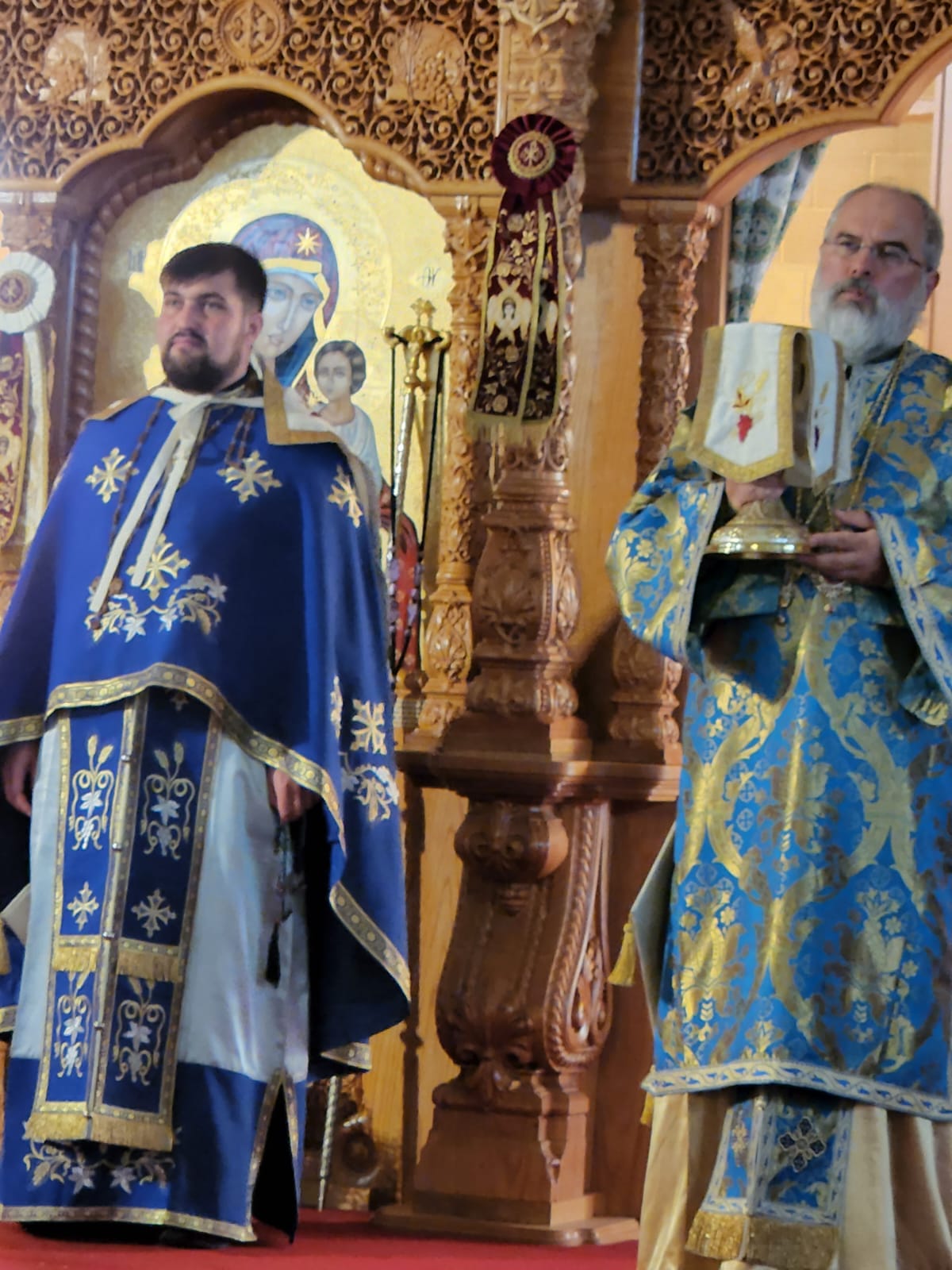 Praznicul Nașterii Maicii Domnului la Catedrala Episcopală „Sfântul Mare Mucenic Gheorghe” din Saint-Hubert, Quebec