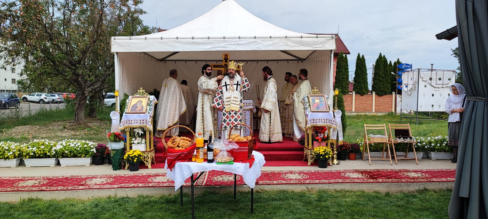 Sfinții Părinți Ioachim și Ana au fost cinstiți astăzi în parohia din cartierul ieșean Moara de Vânt