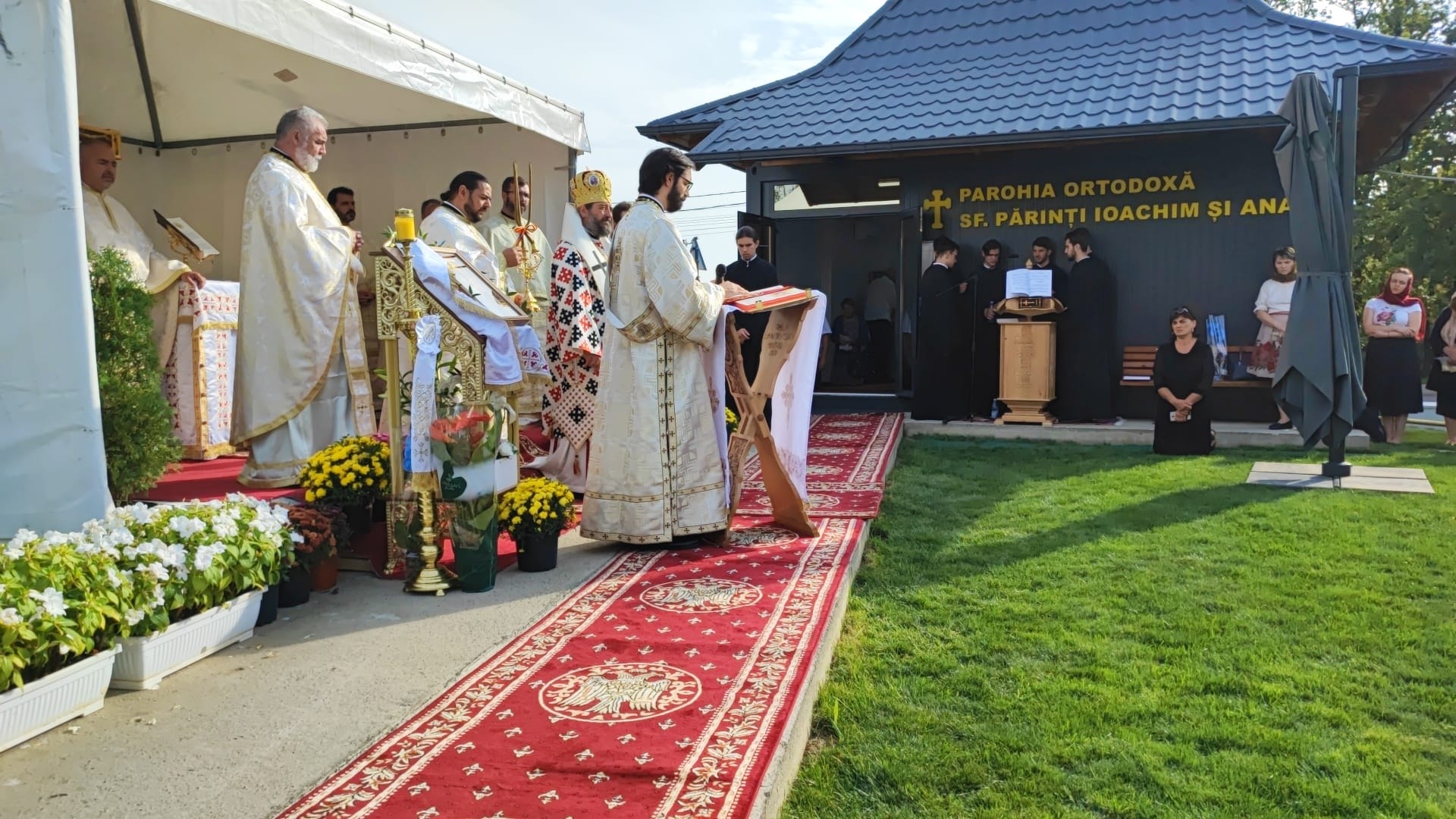 Sfinții Părinți Ioachim și Ana au fost cinstiți astăzi în parohia din cartierul ieșean Moara de Vânt