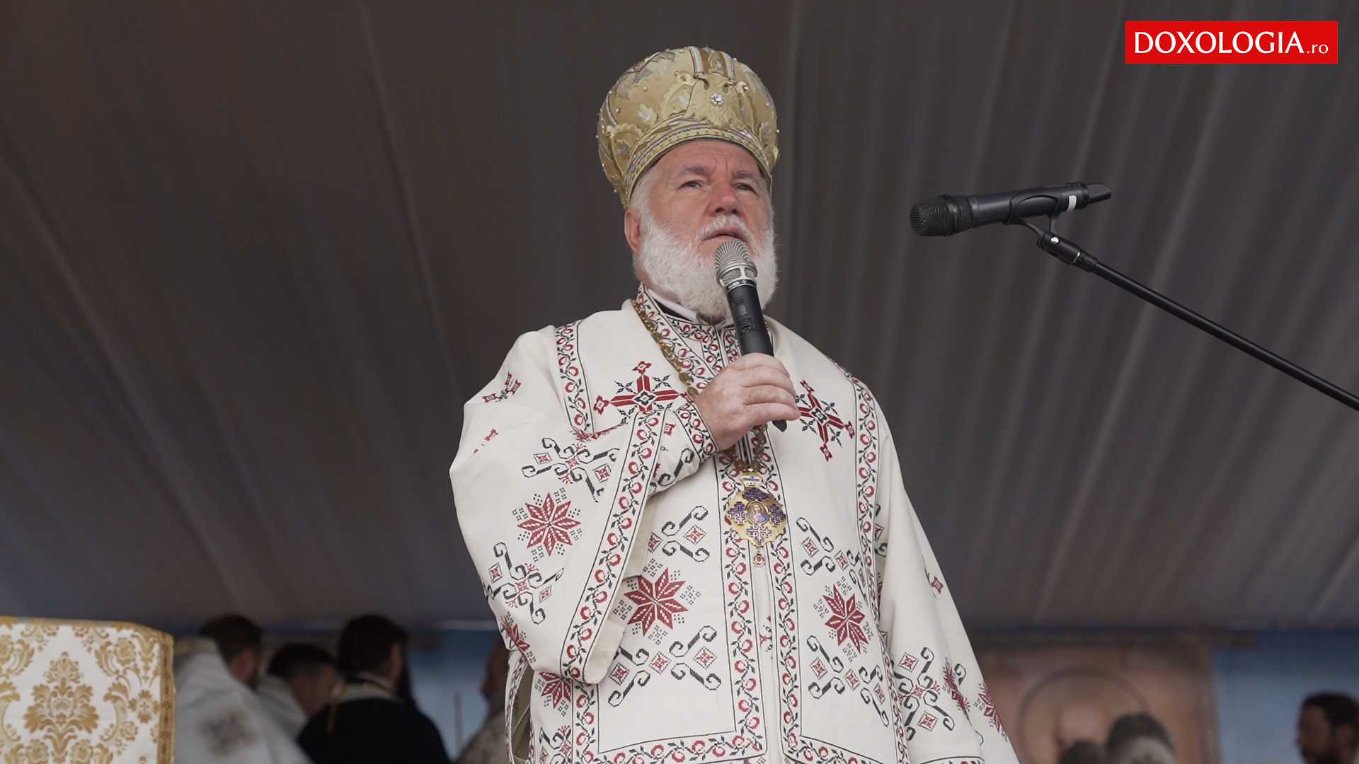 (Video) „Rugăciunea este respirația sufletului nostru, este legătura noastră cu Cerul” – PS Visarion