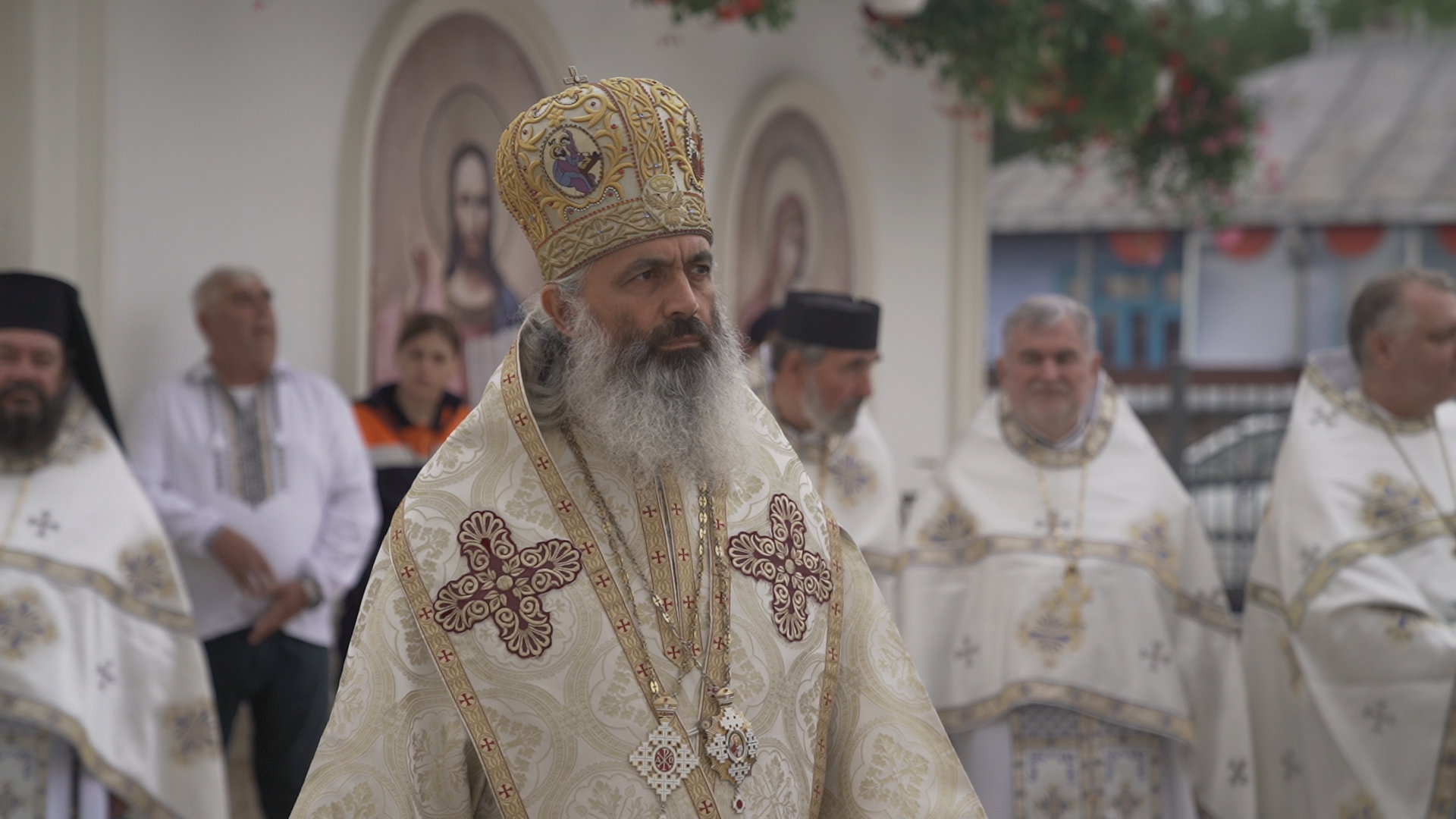 Foto: Constantin Comici Biserica „Sfântul Nicolae” din Hlipiceni, târnosită de opt ierarhi ai Bisericii noastre