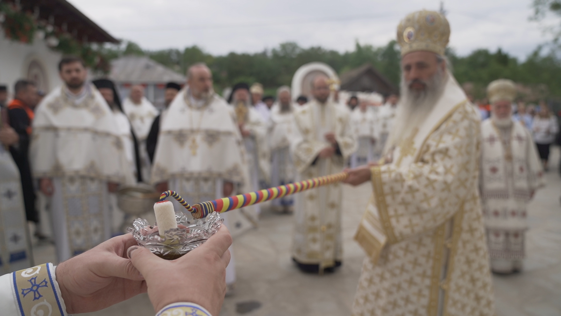 Foto: Constantin Comici Biserica „Sfântul Nicolae” din Hlipiceni, târnosită de opt ierarhi ai Bisericii noastre