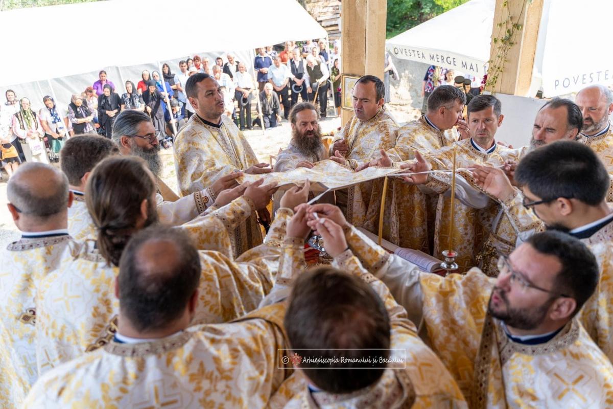 Sfântul Ierarh Varlaam, prăznuit în Parohia Slobozia Bacău II, Protoieria Sascut