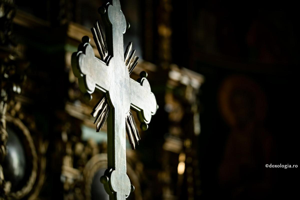 Citate De Pus Pe Cruce Sfânta Cruce – „însemnarea” lui Cain? | Doxologia