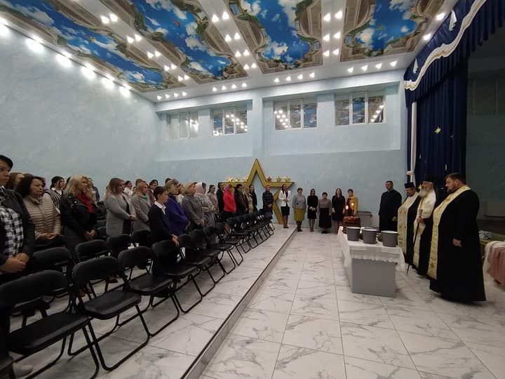 Liceul „Mihai Eminescu” din Fălești, sfințit de către PS Antonie