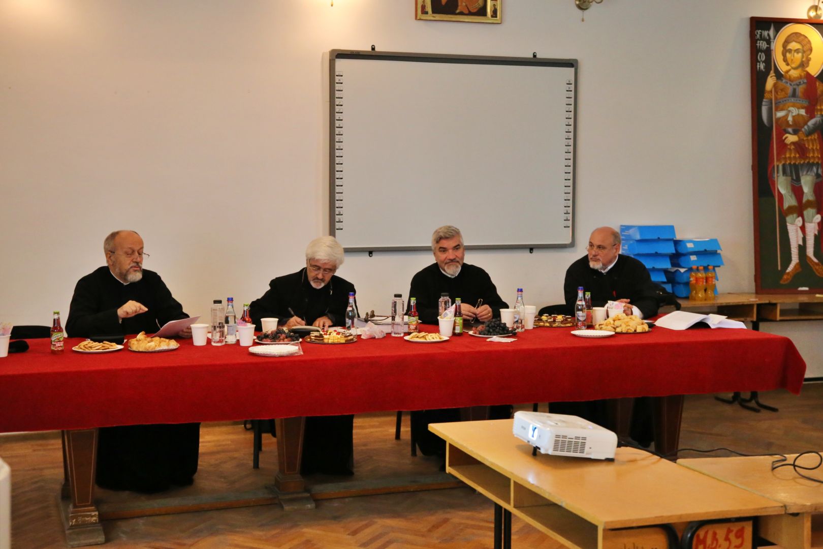 Foto: Flavius Popa Noi doctori la Facultatea de Teologie Ortodoxă din Iași: S-au susținut patru teze de doctorat din domeniile Teologie Sistematică și Teologie Istorică