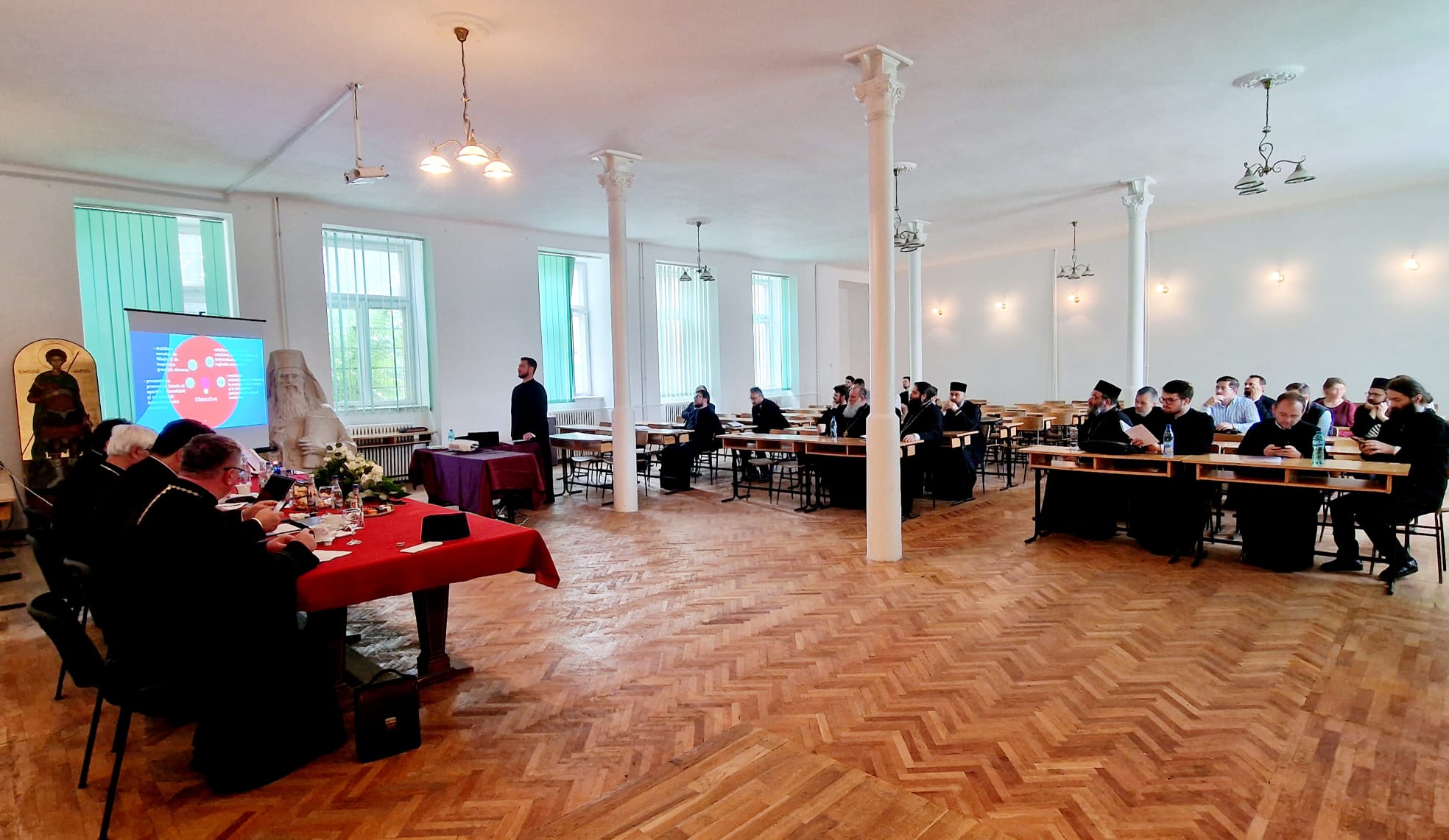 Patru noi doctori în Teologie Liturgică și Misiologie, la Facultatea de Teologie din Iași