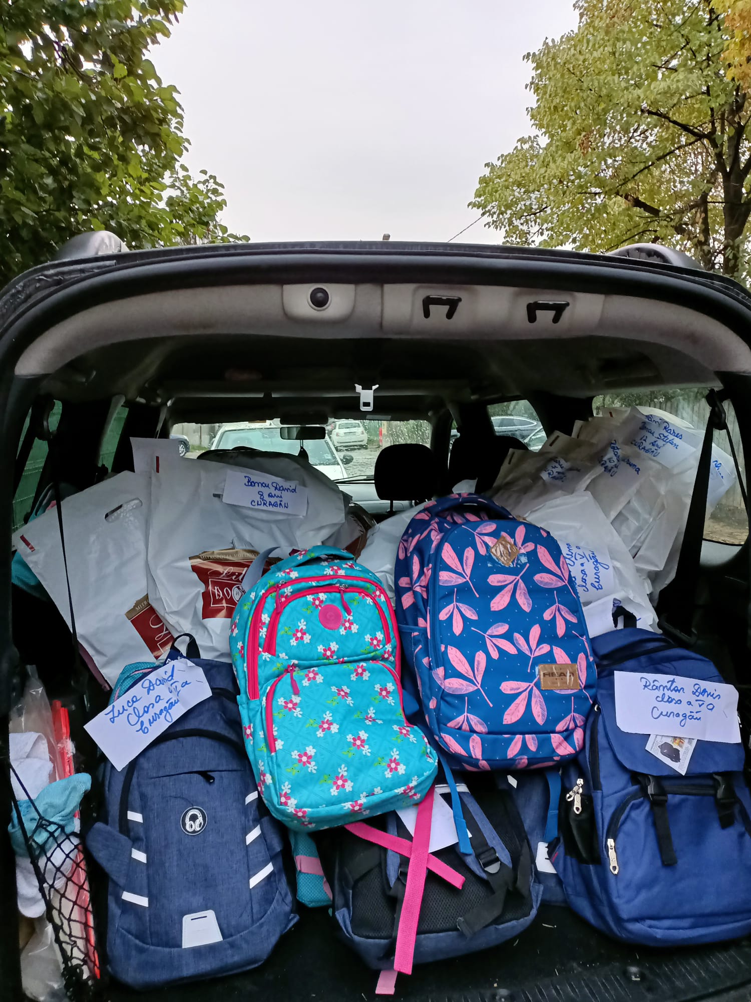 Campania „Ghiozdănelul tău – bucuria mea” a ajuns la final