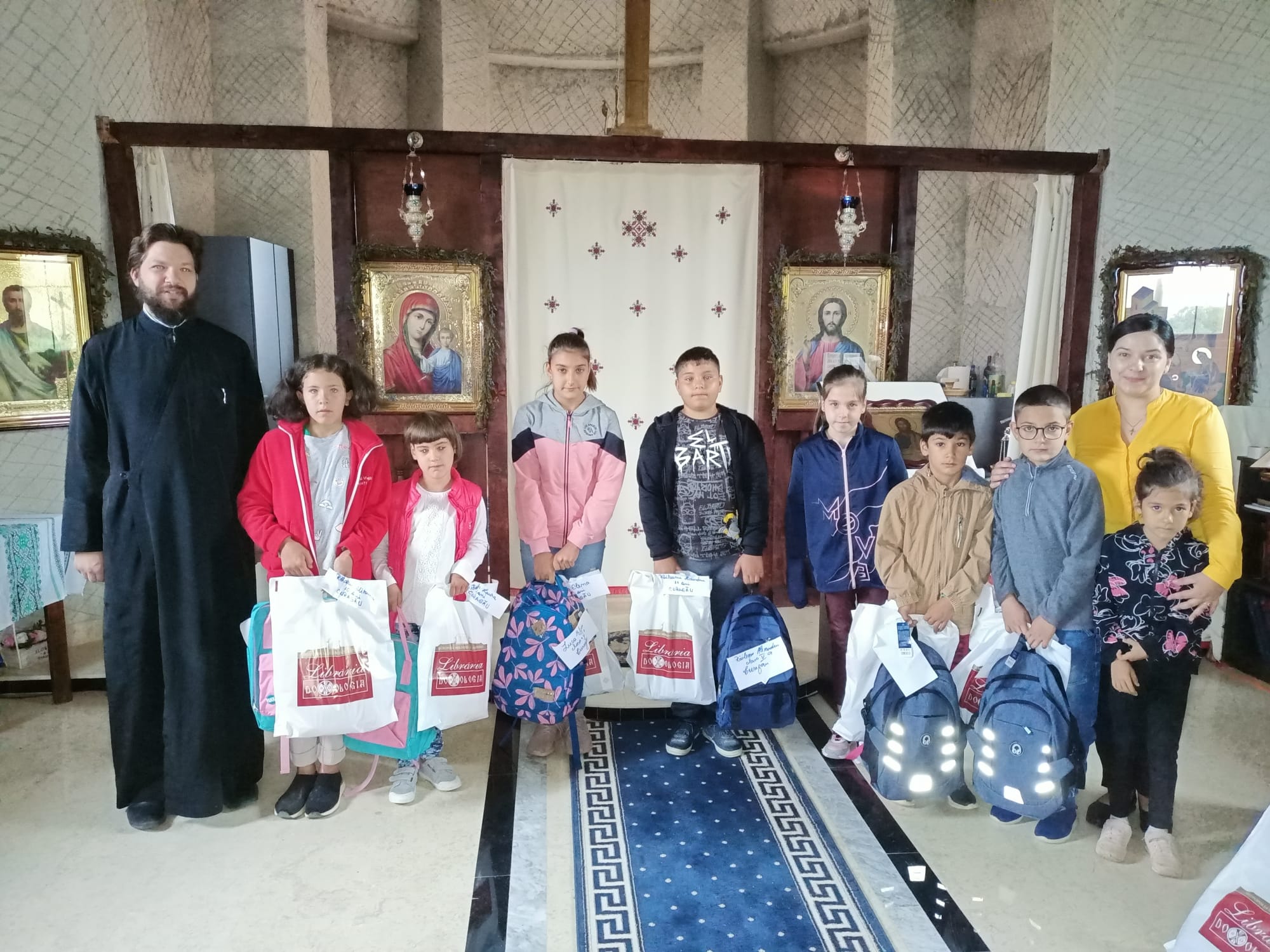 Campania „Ghiozdănelul tău – bucuria mea” a ajuns la final