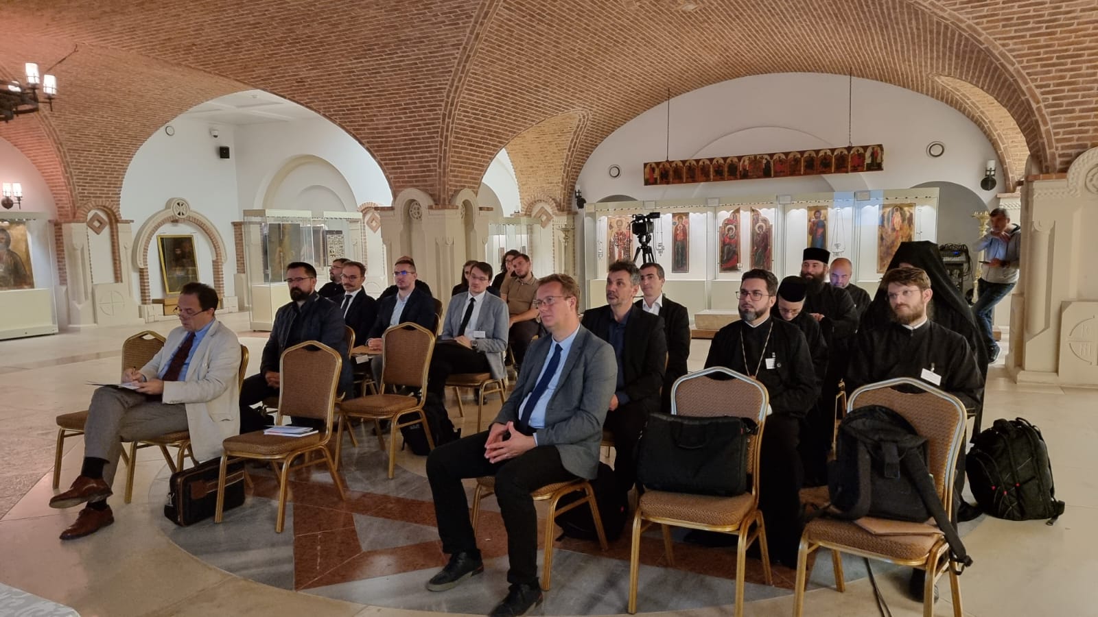 Au debutat lucările Simpozionului „Tradiția patristică în actualitate”