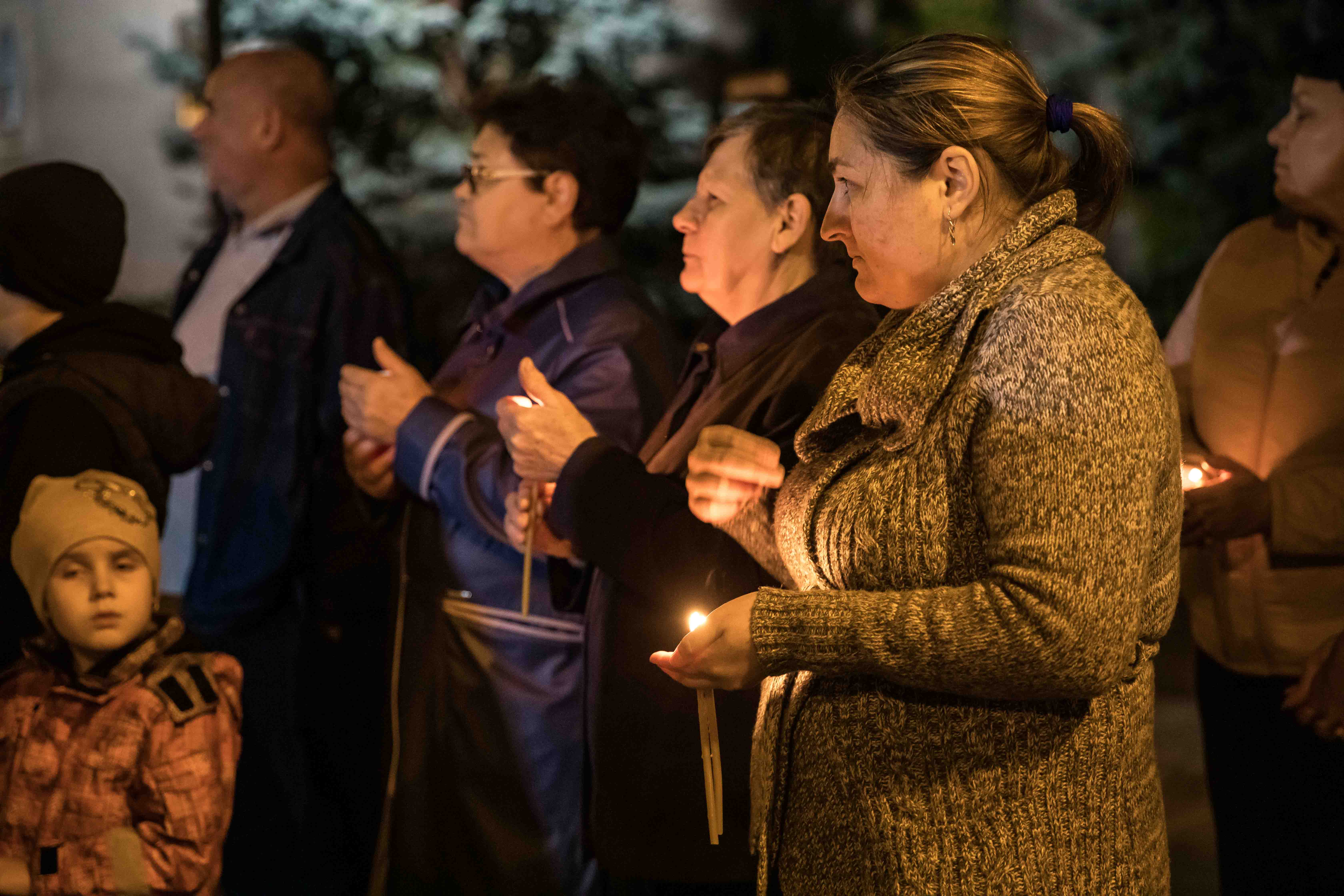 Hram 2022: Sfinții Parascheva și Paisie au unit la Iași, pe Cale, 20.000 de pelerini