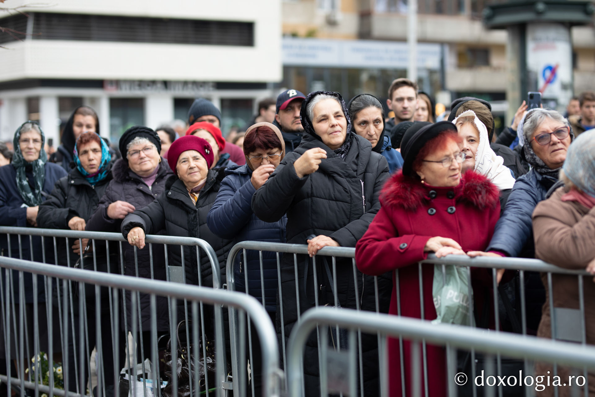 Hram 2022: 35000 de credincioși s-au rugat într-un glas la Iași, de ziua Sfintei Cuvioase Parascheva
