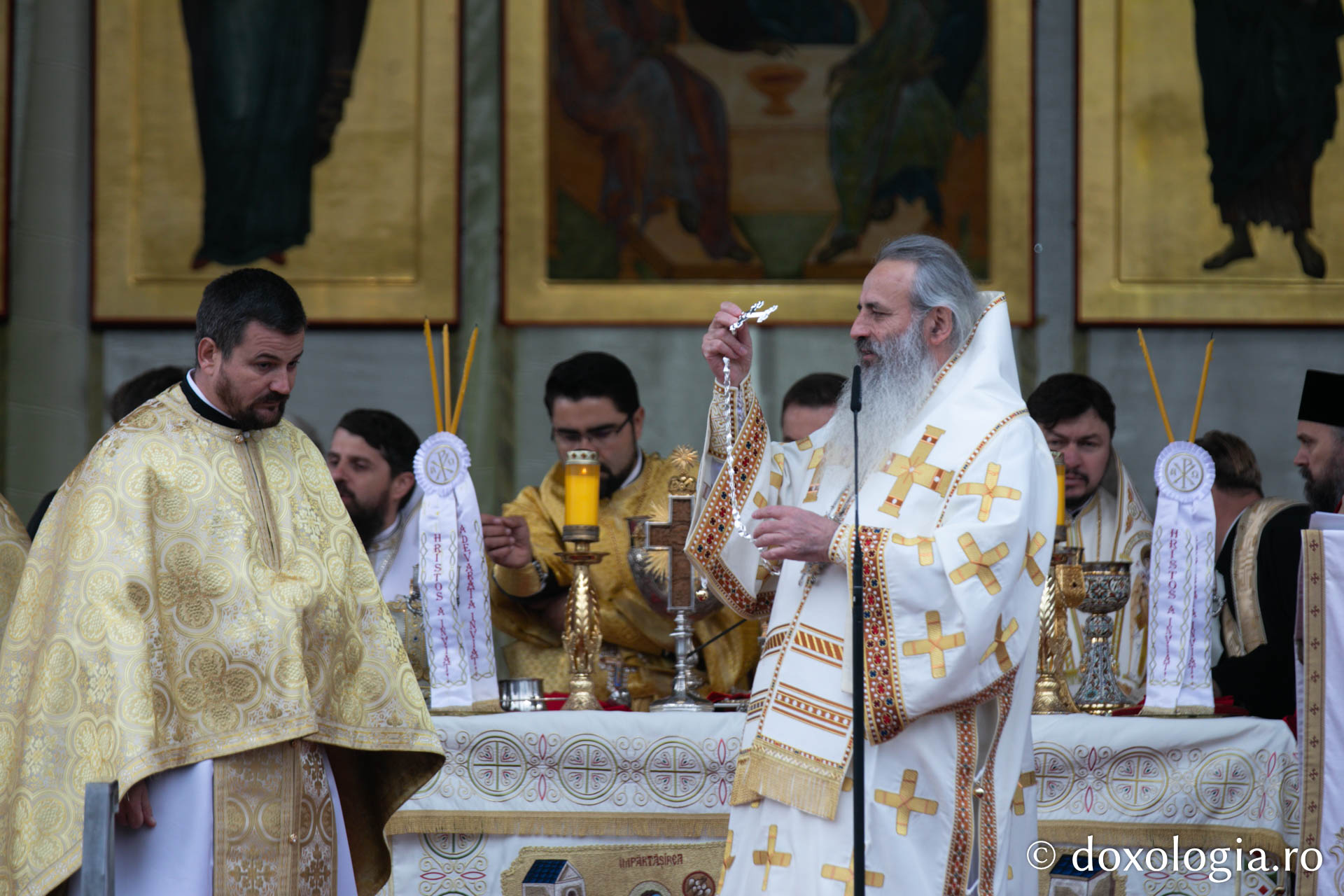 Hram 2022: 35000 de credincioși s-au rugat într-un glas la Iași, de ziua Sfintei Cuvioase Parascheva