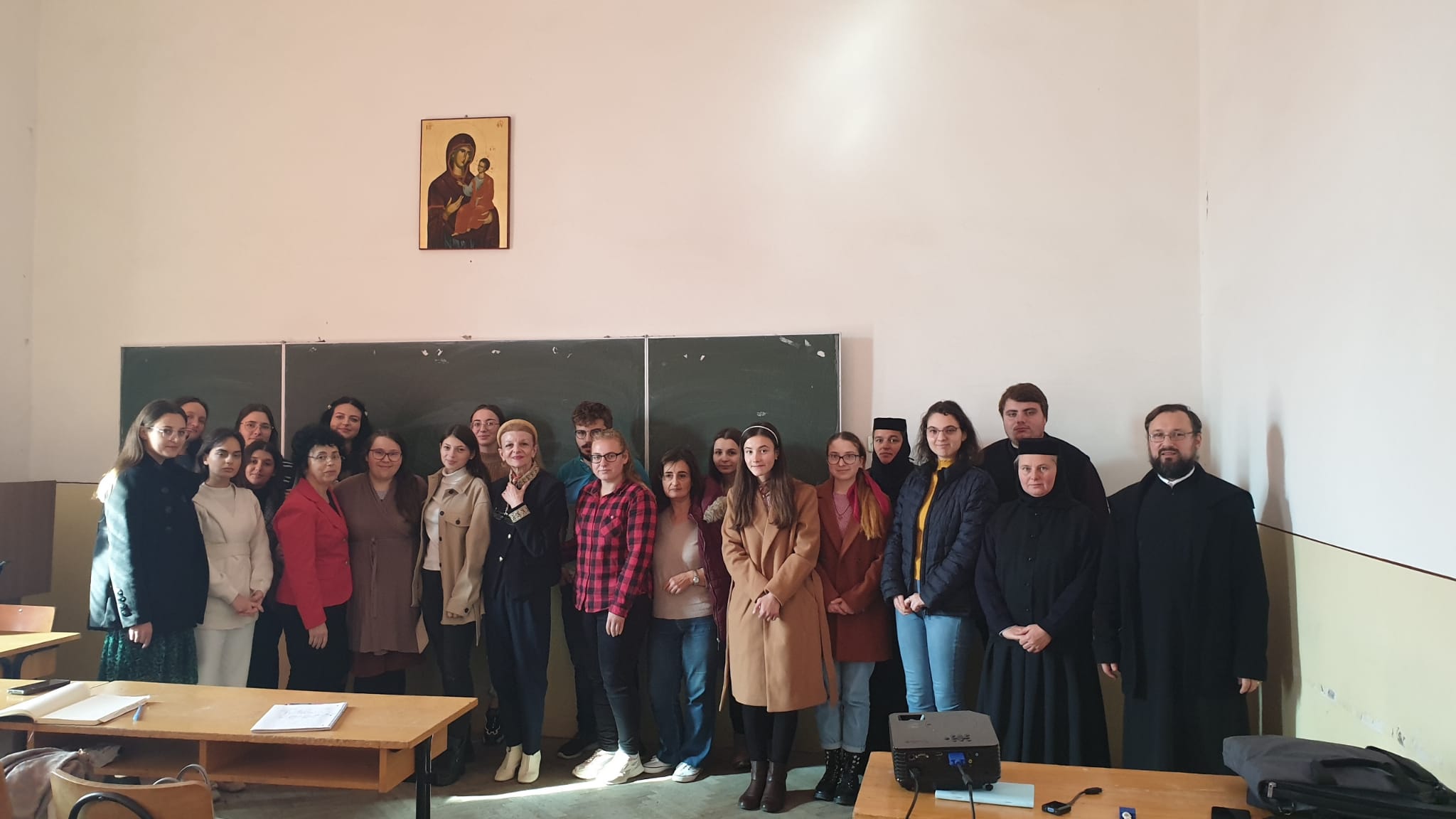 Studenții de la Teologie Asistență Socială au participat la ateliere de formare
