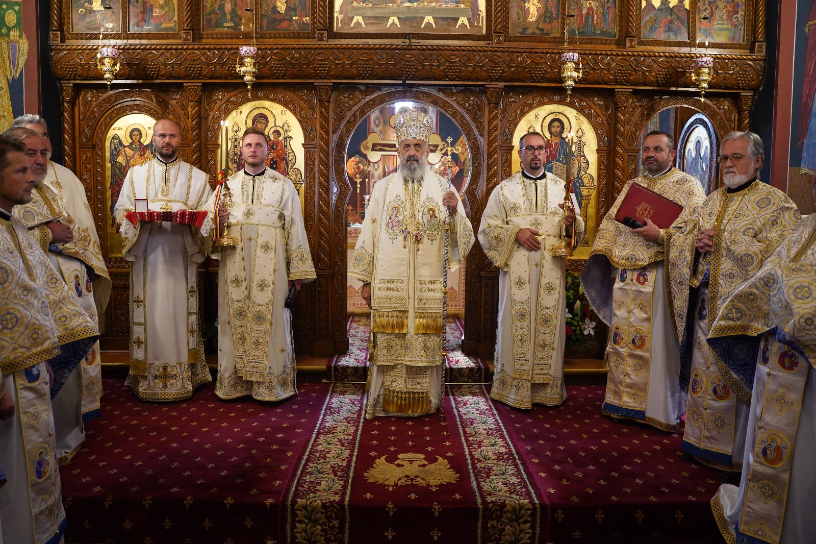 Liturghie arhierească în Parohia Aiud II, cu prilejul Centenarului Protopopiatului Aiud